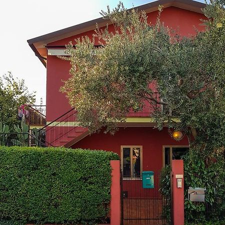 شقة تريفيزو  في La Casa Rossa المظهر الخارجي الصورة