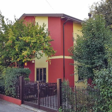 شقة تريفيزو  في La Casa Rossa المظهر الخارجي الصورة